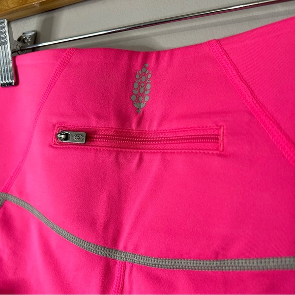 NWT Free People Movement You’re A Peach Shorty Shorts Hot Pink Neon - Picture 3 of 7